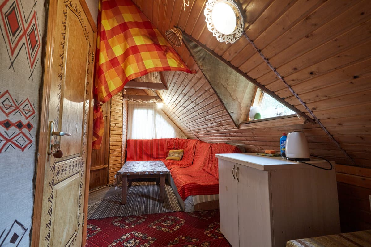 Адмiнбудинок - image 6